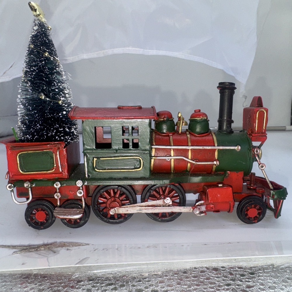 You‎ Christmas train